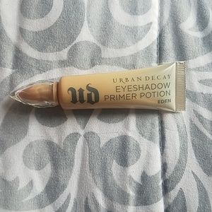 Urban decay eyeshadow primer potion
